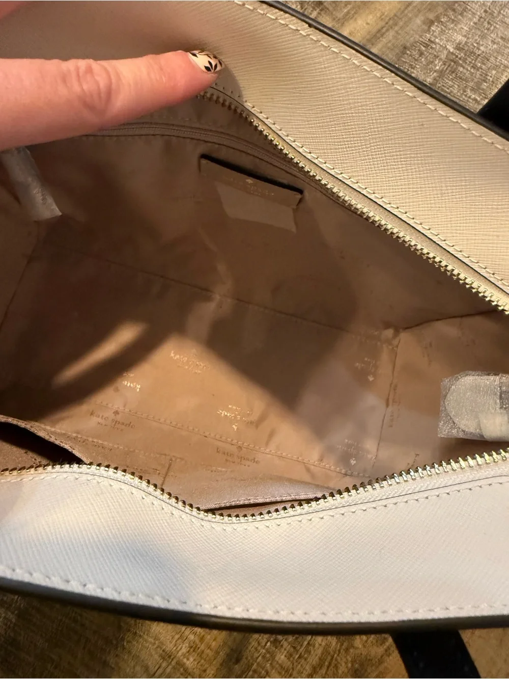 kate spade Staci medium Leather Tote - Neutral Blush/Black